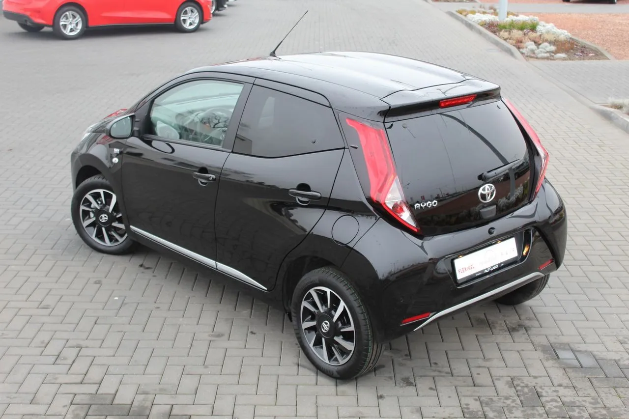 Toyota Aygo 1.0 Bluetooth...  Image 7