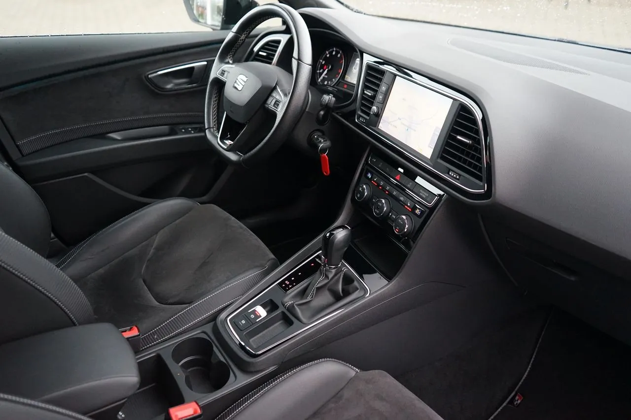 Seat Leon ST 2.0 TSI DSG Cupra 300...  Image 6