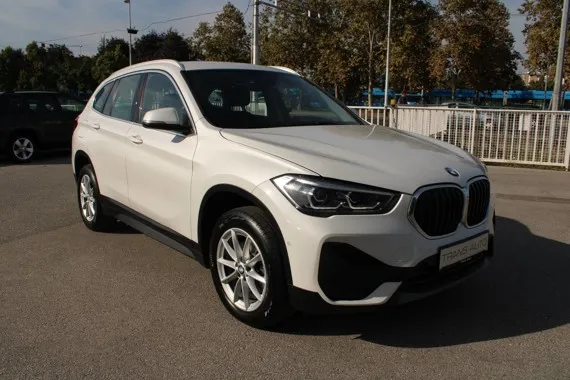 BMW X1 18d AUTOMATIK *NAVIGACIJA,LED,KAMERA* Image 3