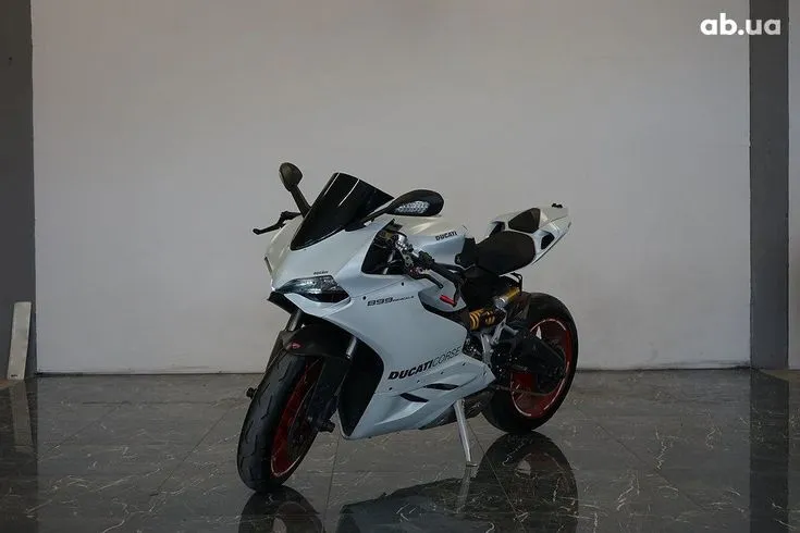 Ducati Panigale Image 1